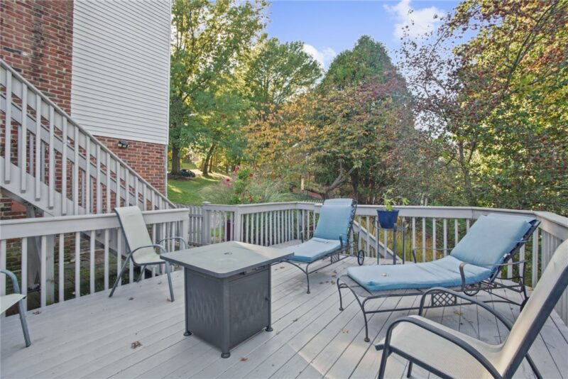 2437 Bellwood Drive — photo 6