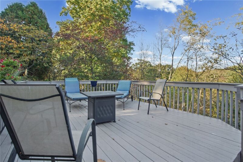 2437 Bellwood Drive — photo 7