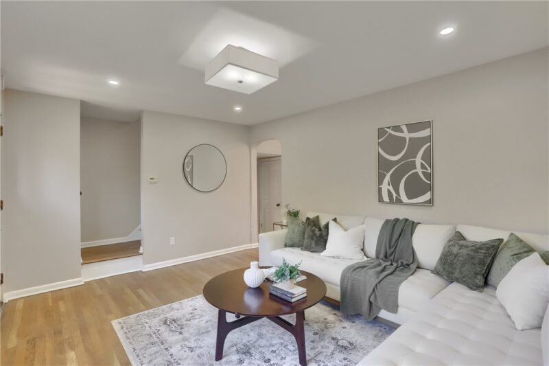 151 Rosscommon Rd — photo 4