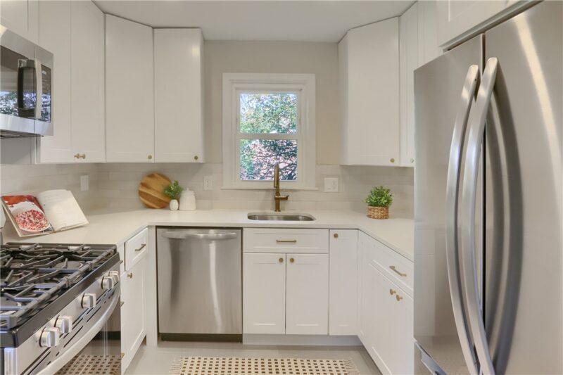 151 Rosscommon Rd — photo 8