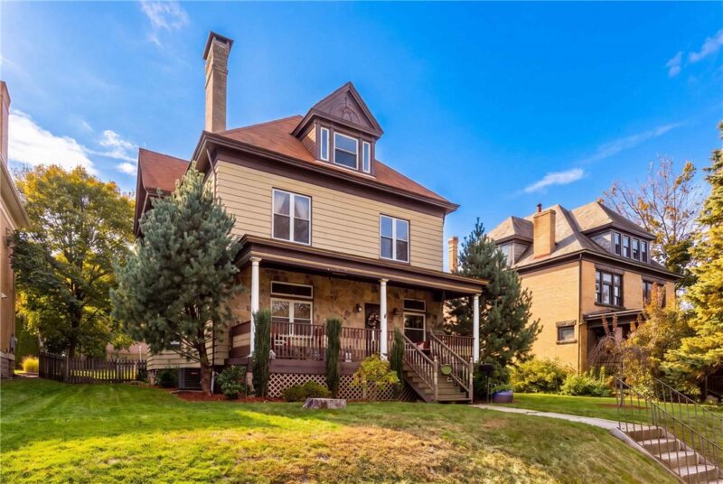 8 Creighton Ave — photo 3