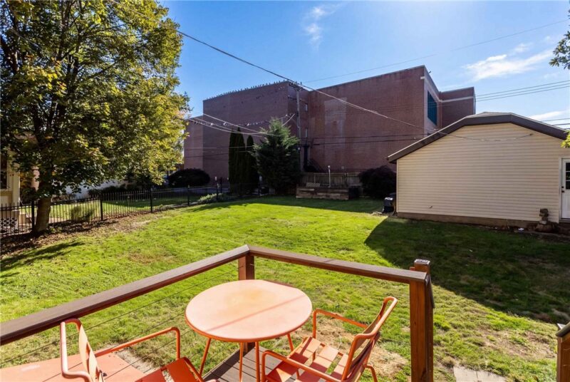 8 Creighton Ave — photo 6