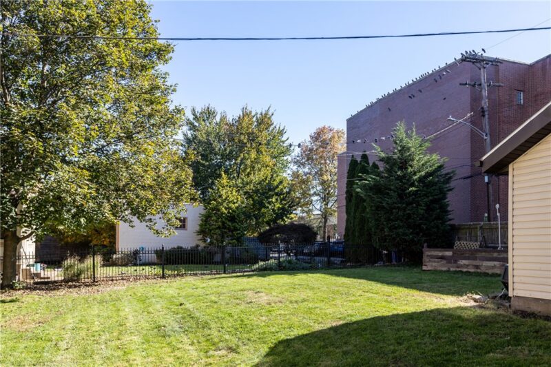 8 Creighton Ave — photo 8
