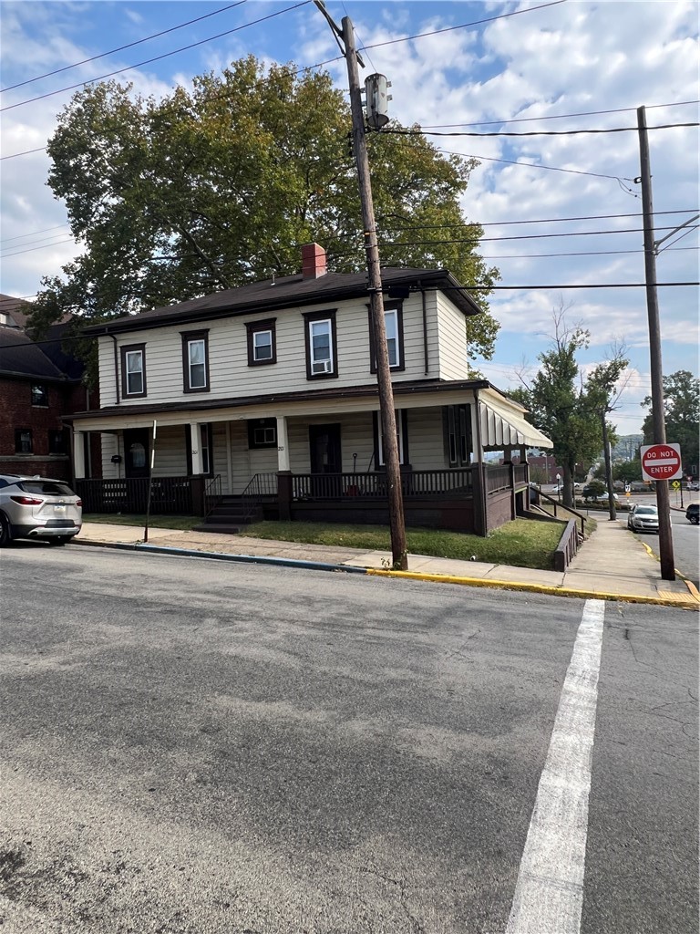 201 Jefferson St — photo 1