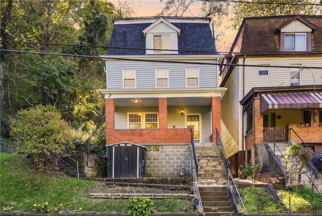 141 Davis Ave — photo 1