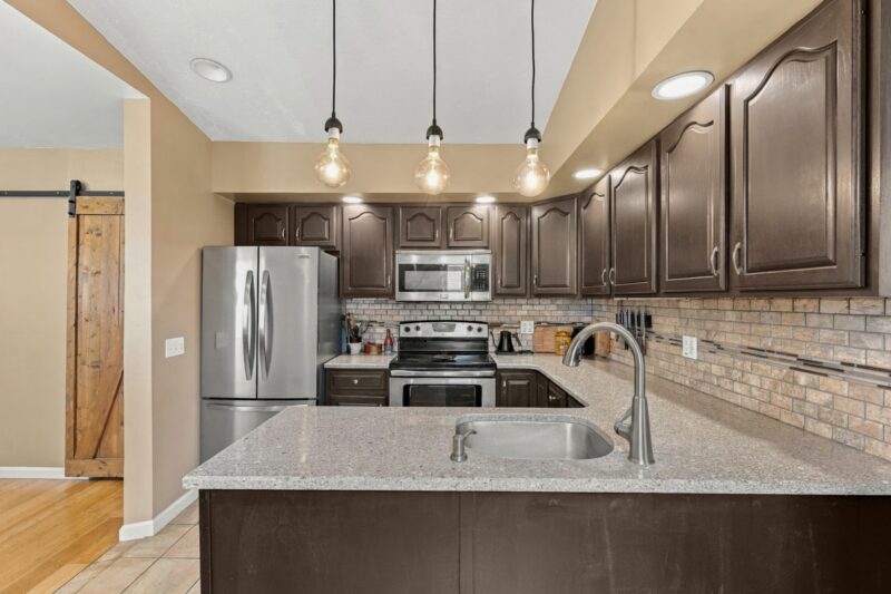 5567 Camelia STREET — photo 5