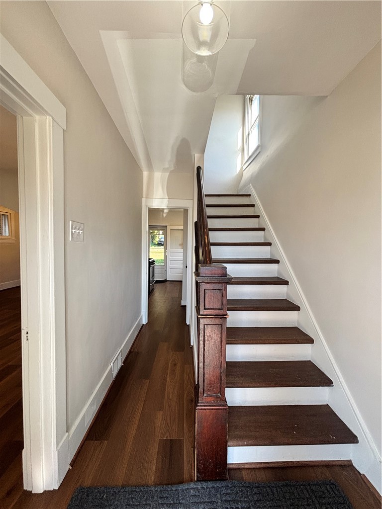 4417 3rd St — photo 3