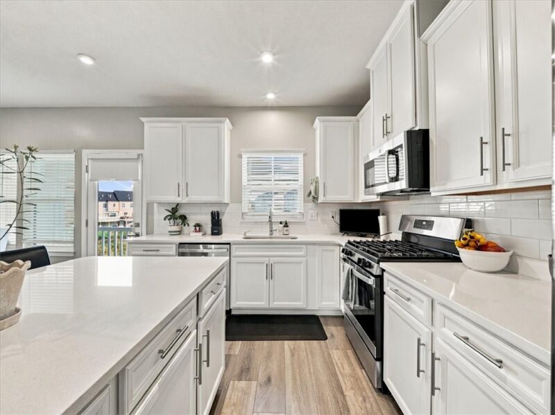 515 Blackrock Blvd — photo 8