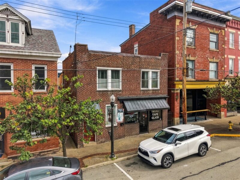 374 Butler Street — photo 2