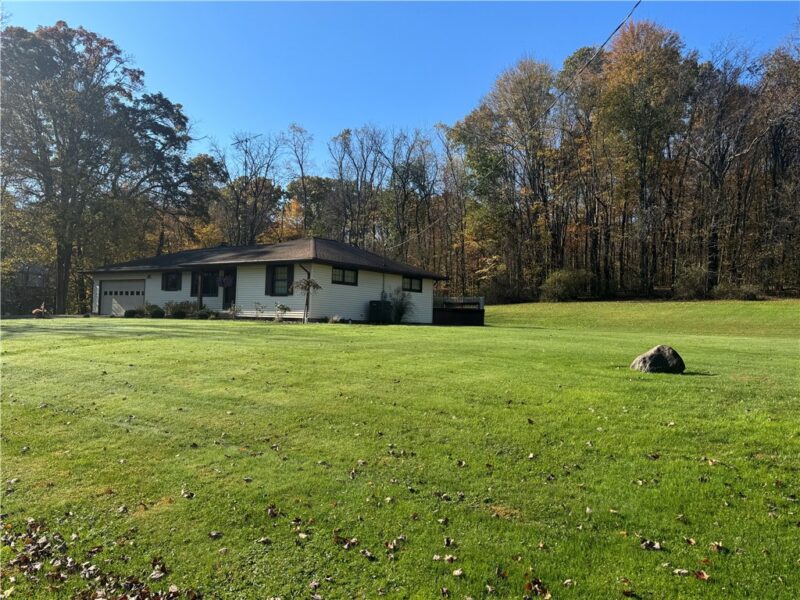 641 Woodland Dr — photo 4