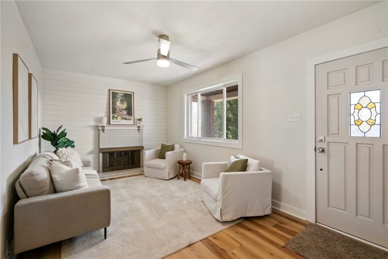 960 Stanford Rd — photo 4