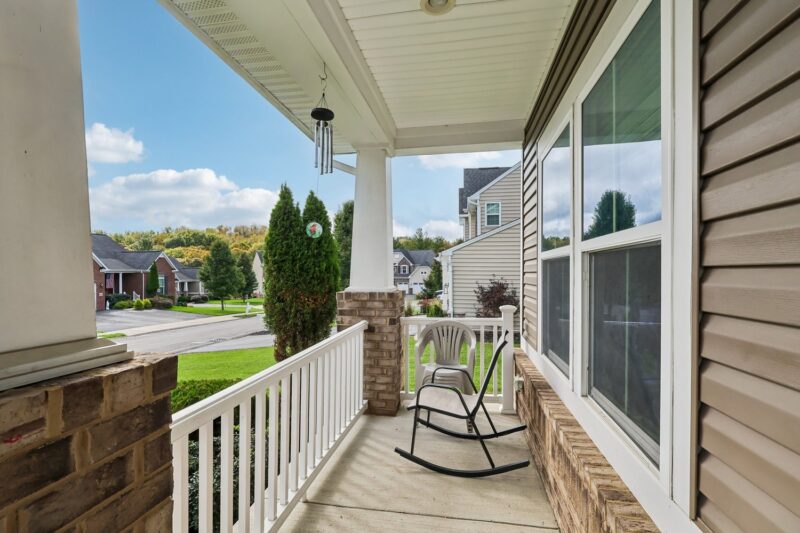 4062 Bentwood Dr — photo 2