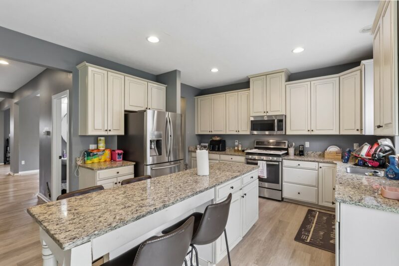 4062 Bentwood Dr — photo 8