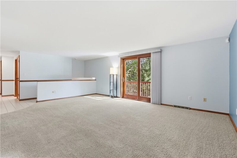 213 Bradford Road — photo 5
