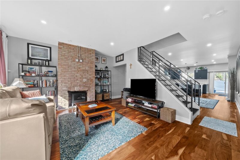 4621 Carroll St — photo 4