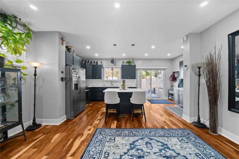4621 Carroll St — photo 8