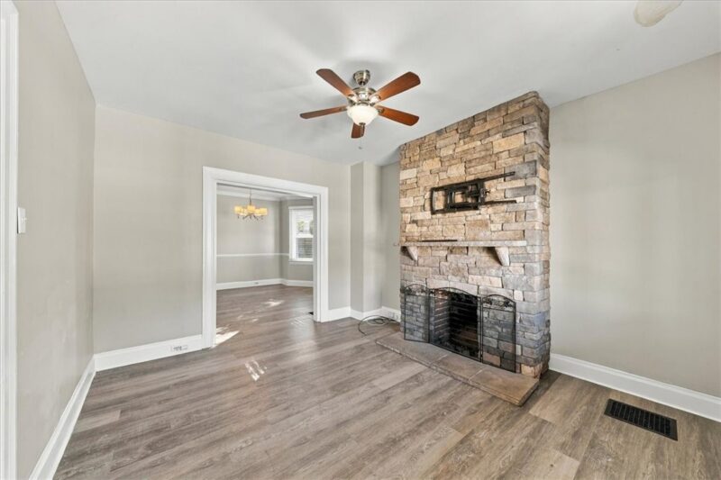2345 Palm Beach Ave — photo 5