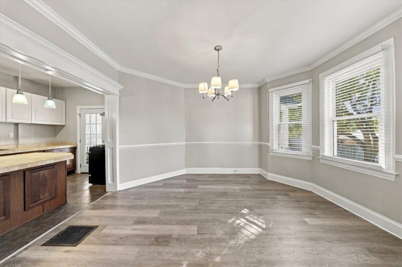 2345 Palm Beach Ave — photo 8