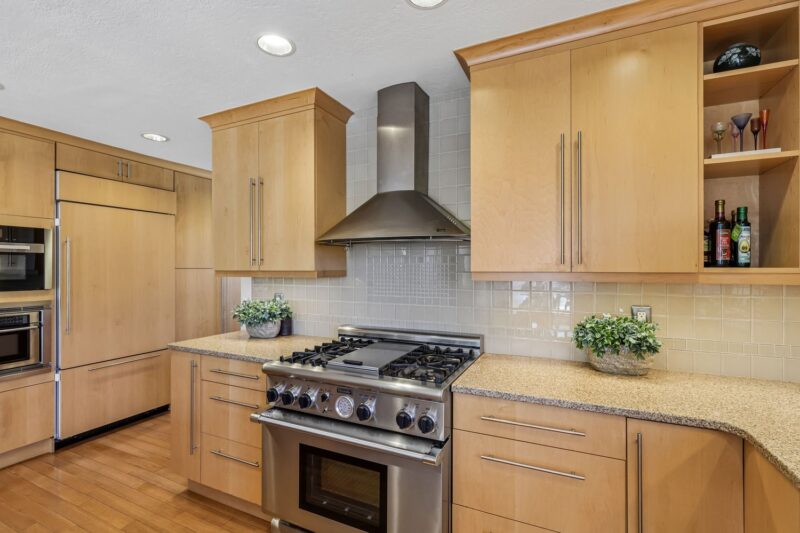 2484 Matterhorn DRIVE — photo 5