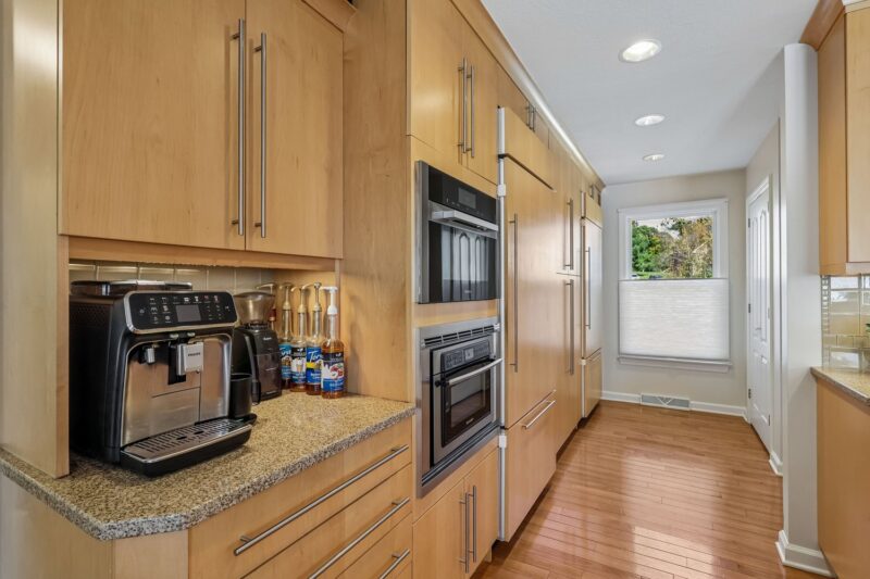 2484 Matterhorn DRIVE — photo 7