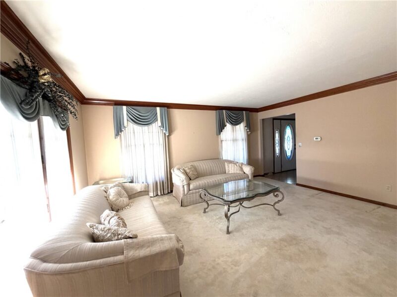292 Highvue Circle — photo 6
