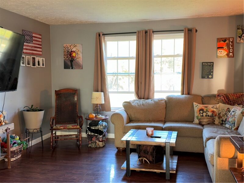 353 Highland Ridge Rd — photo 3