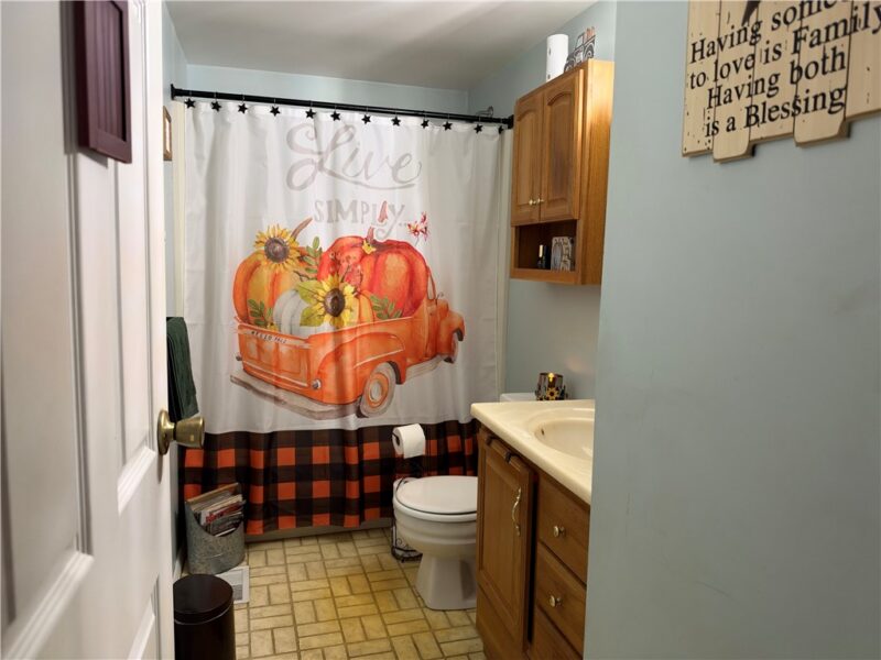 353 Highland Ridge Rd — photo 7