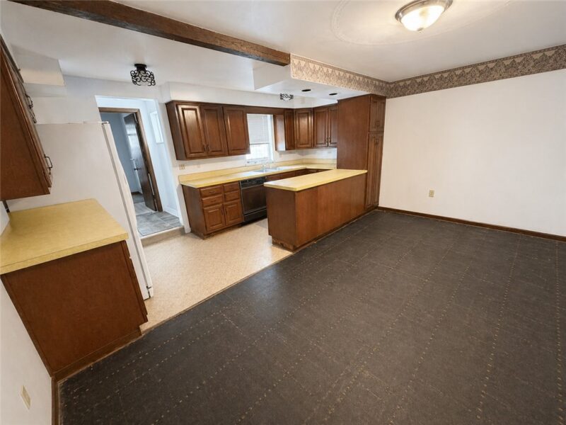 2420 Patterson St — photo 7