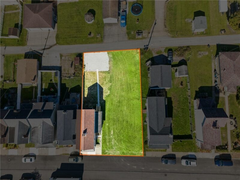 84 Lincoln Ave — photo 3