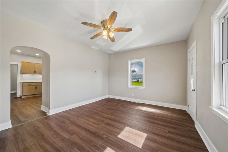 84 Lincoln Ave — photo 6