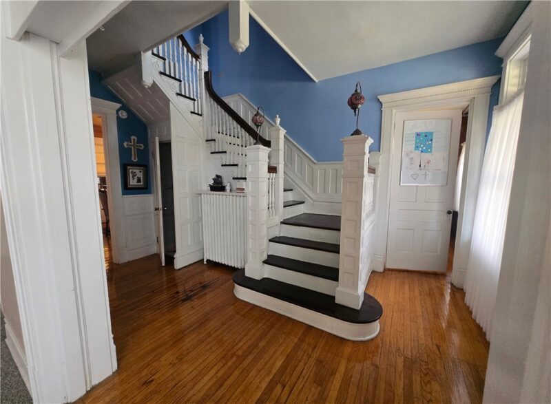 511 Loucks Ave — photo 5