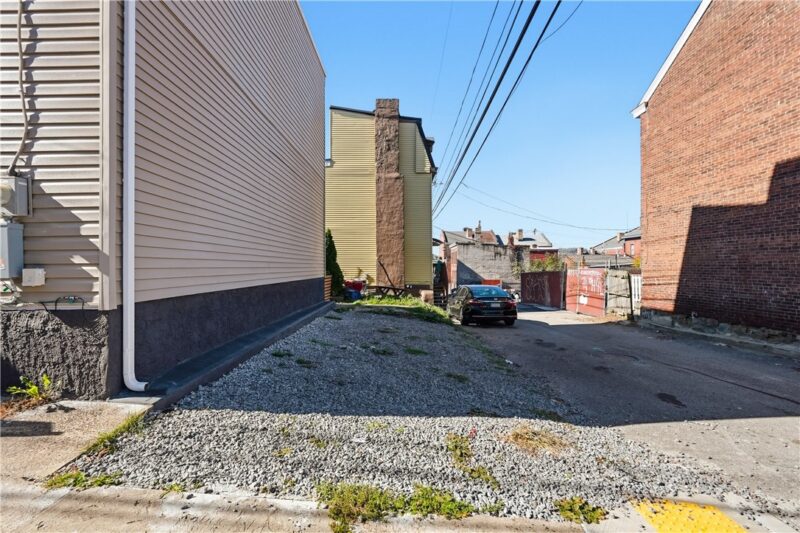 3734 Woolslayer Way — photo 7