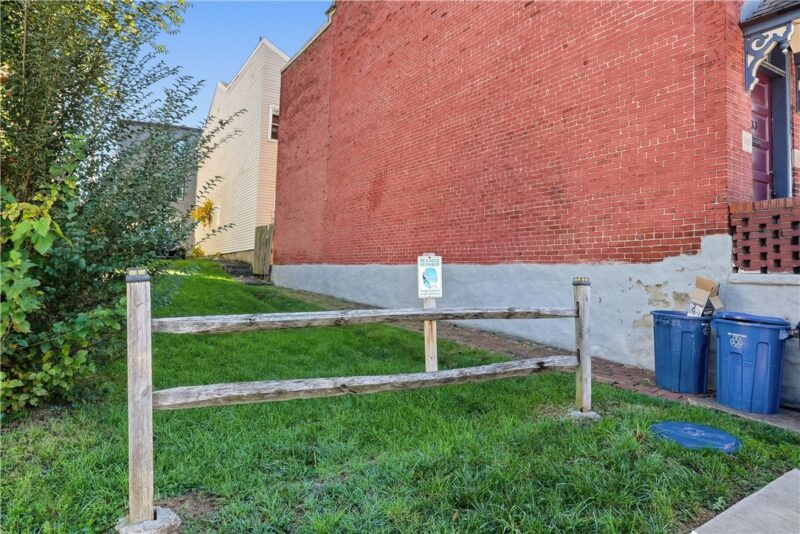 331 38th St — photo 3