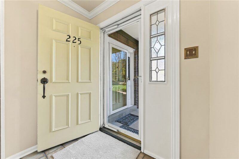 225 ALLENBERRY CIRCLE — photo 4