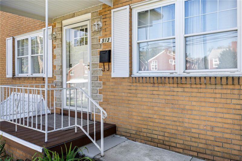 513 W Miller Ave — photo 2