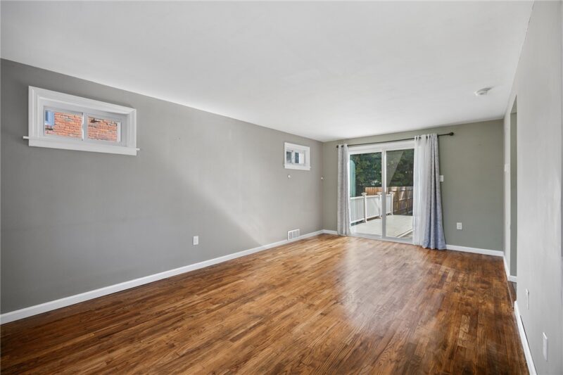 513 W Miller Ave — photo 6