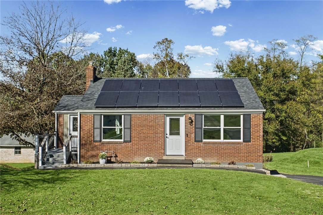 421 Trestle Rd — photo 1