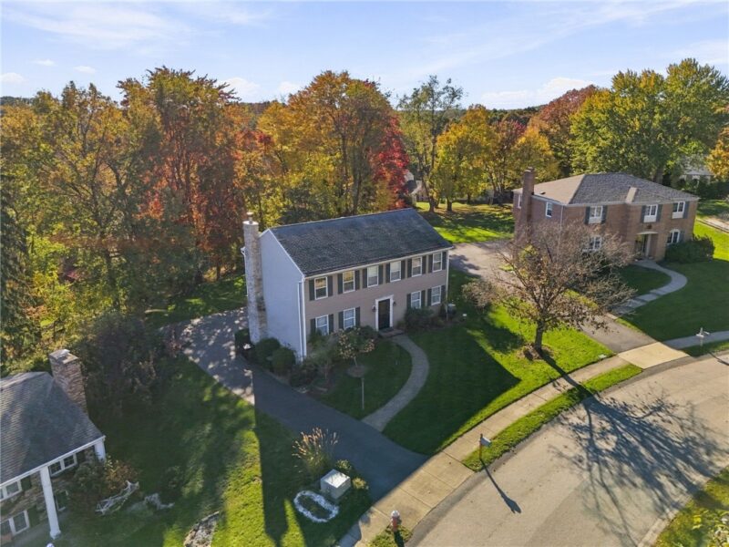 922 Meadow Crest Dr — photo 3