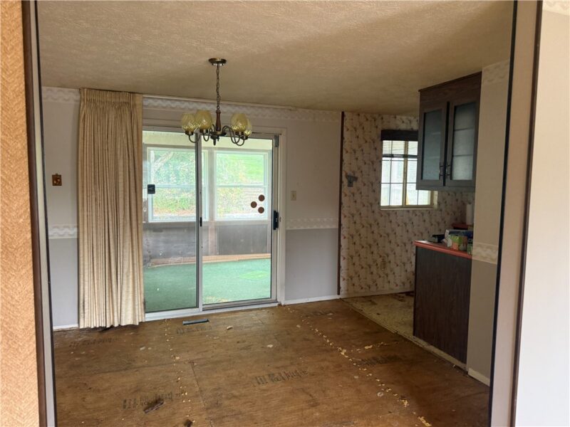 6049 Ramsgate Dr — photo 8