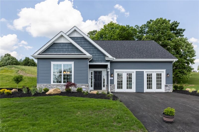 101 Edgewood Drive — photo 3