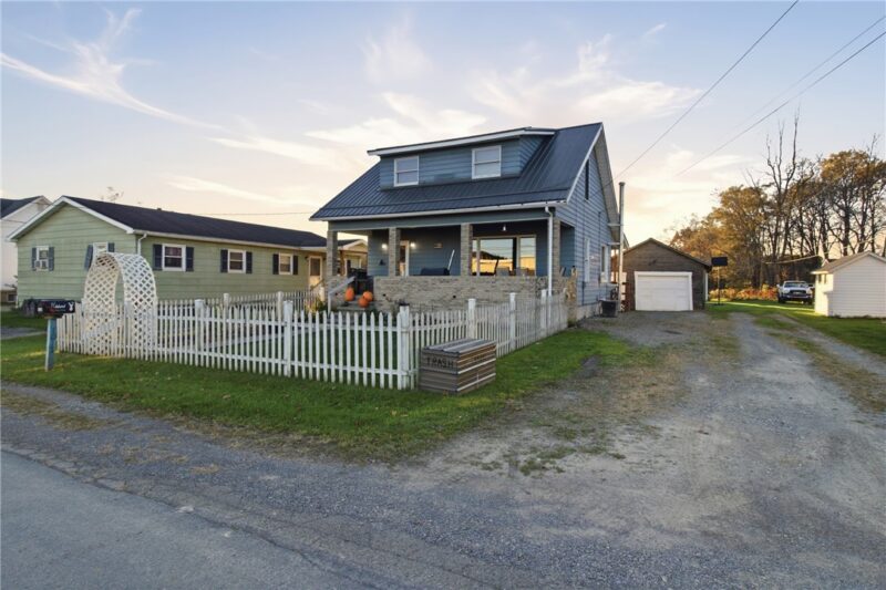 1017 Valier Dr — photo 3