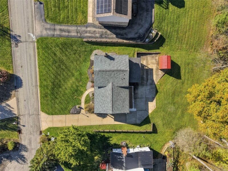 317 Laddie Dr — photo 4