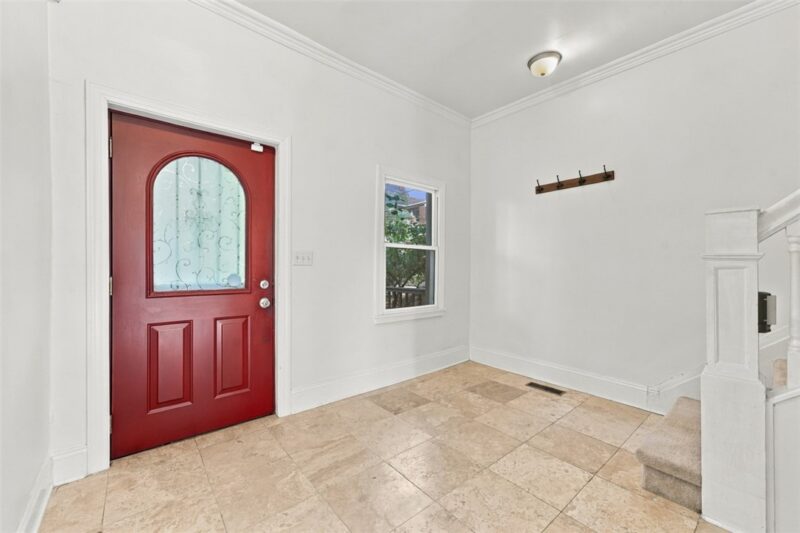 1880 Clayton Ave — photo 5