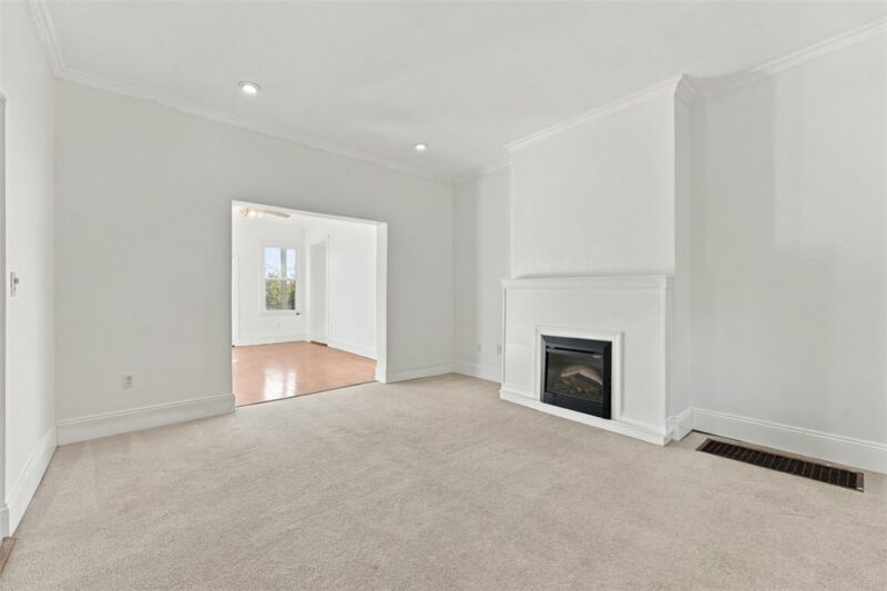 1880 Clayton Ave — photo 7