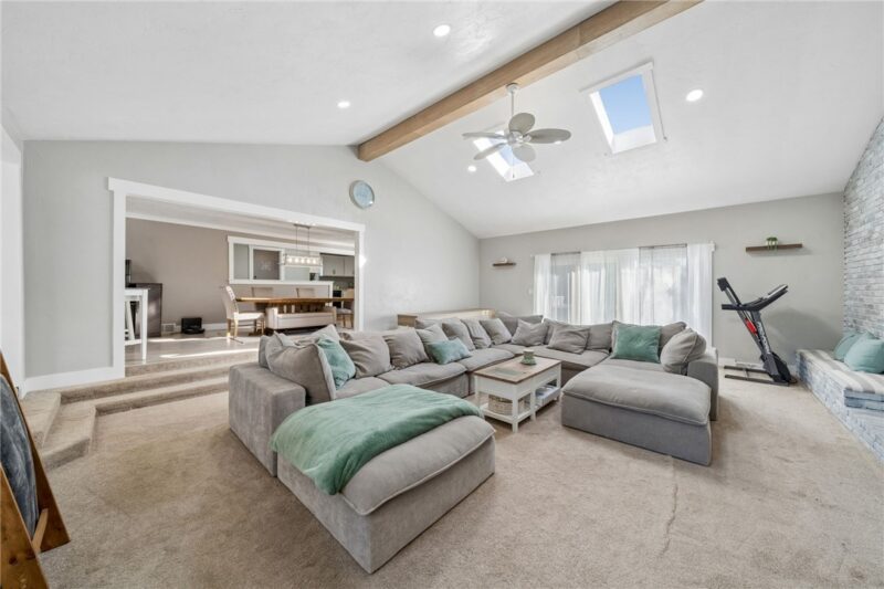 204 Melzena St — photo 8