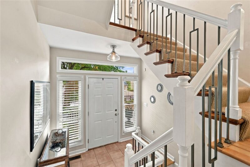 229 Cypress Knoll Dr — photo 3