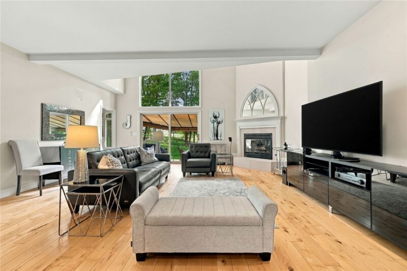 229 Cypress Knoll Dr — photo 5