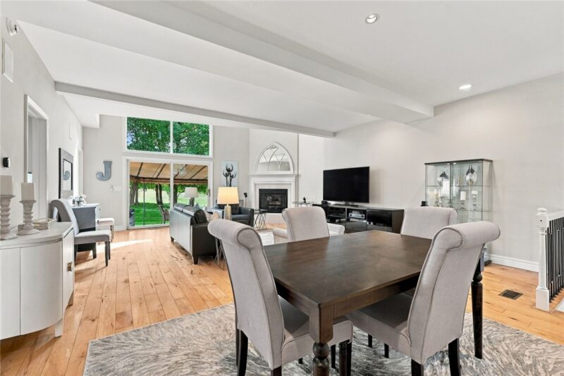 229 Cypress Knoll Dr — photo 6
