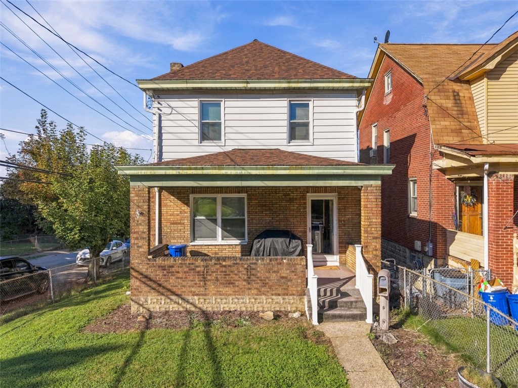1342 Rutherford Ave — photo 1