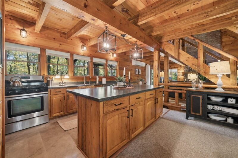 159 Mountain Laurel Ln — photo 8